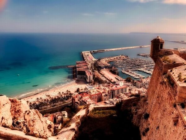 What to see in and around Alicante?